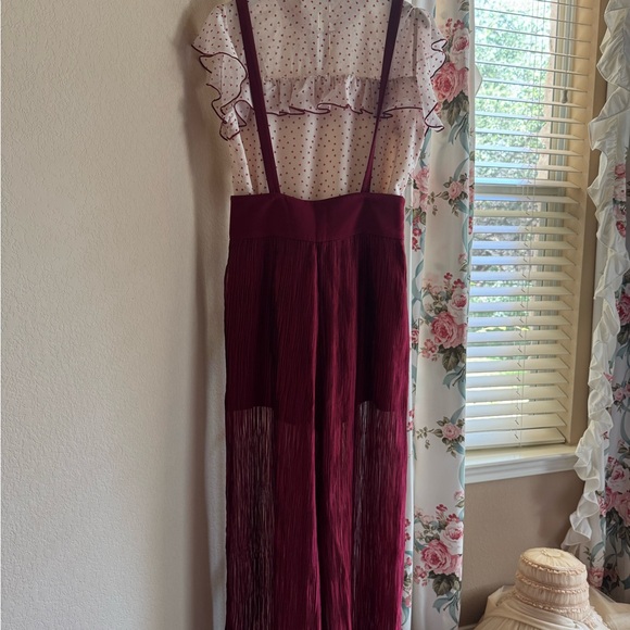 Cream and red polka dot ruffle top and pants with adjustable straps - Picture 4 of 7